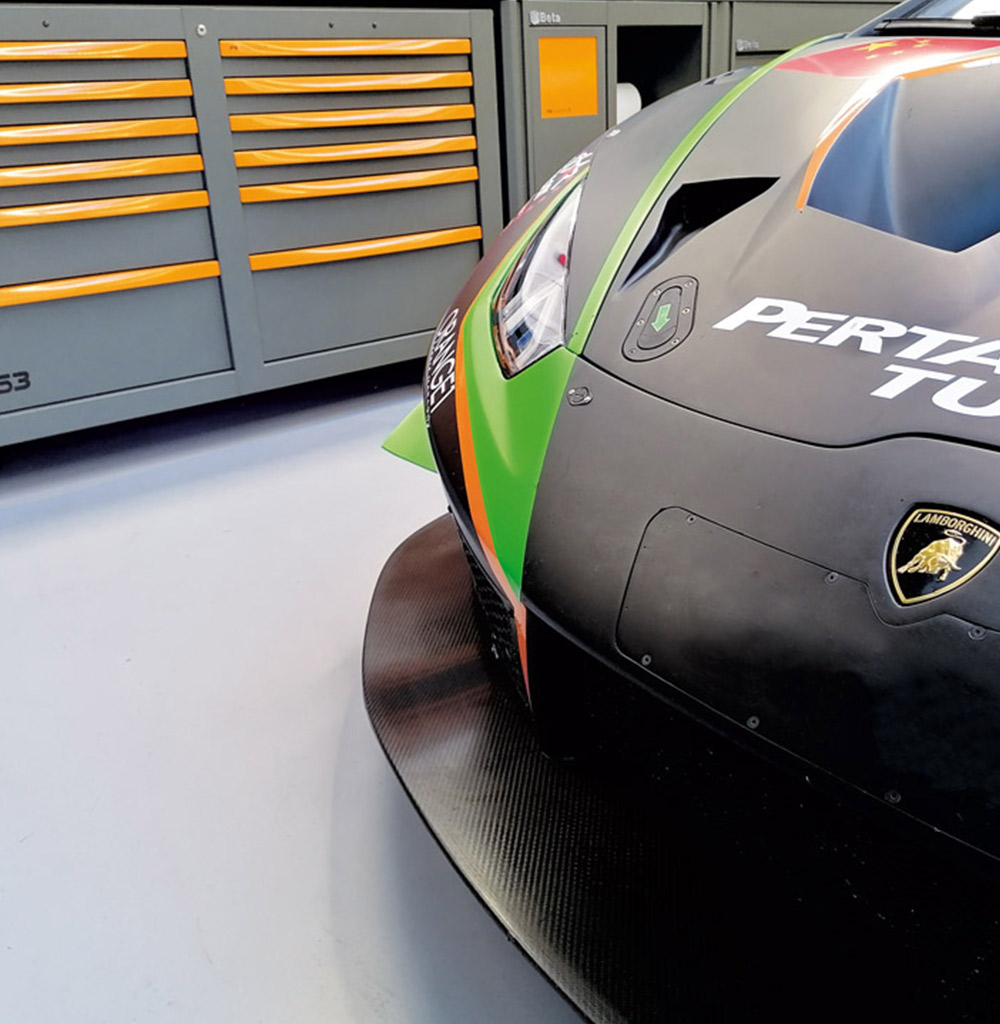 Lamborghini FFF Racing Team