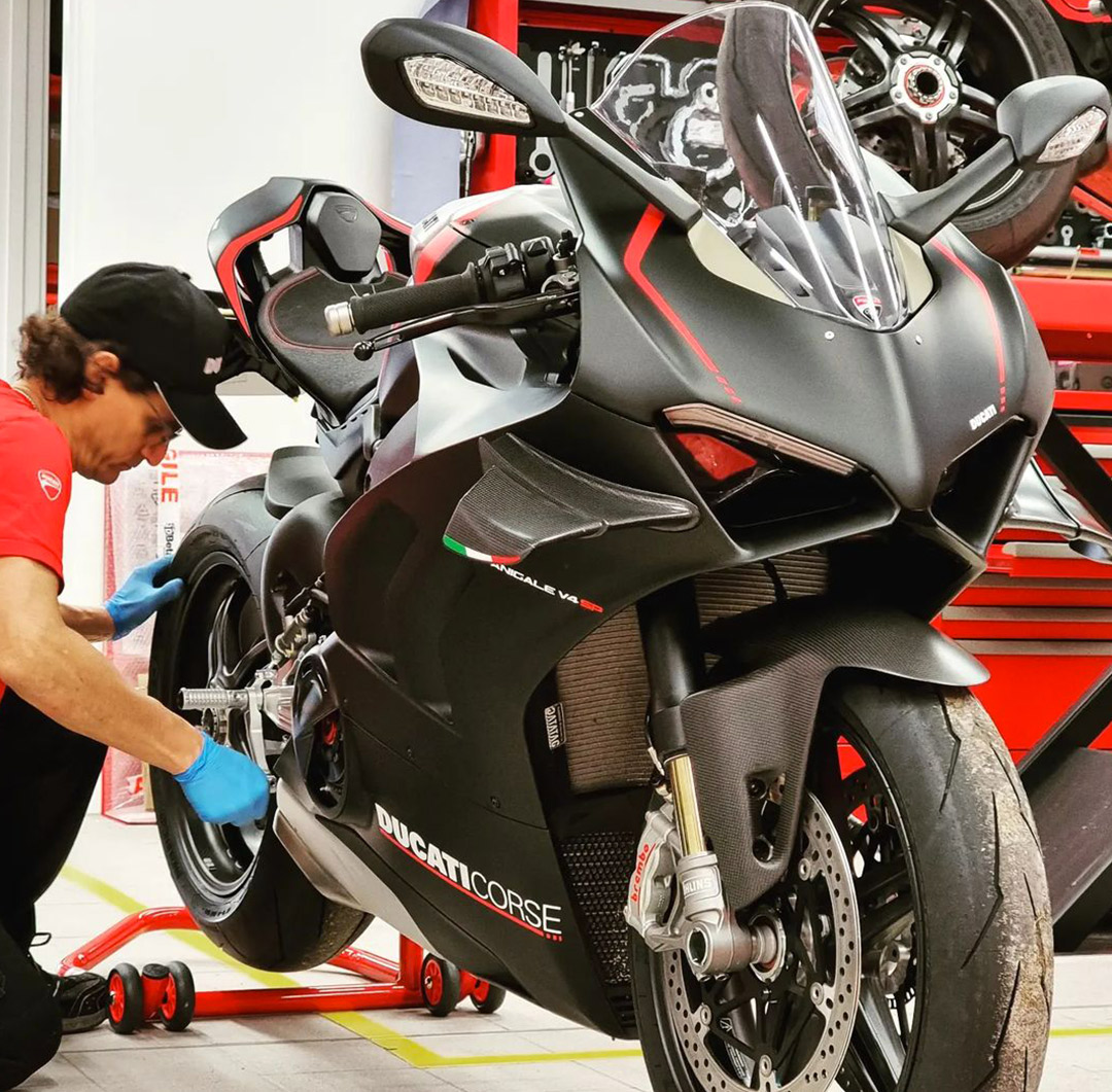 ducati-3-1.jpg